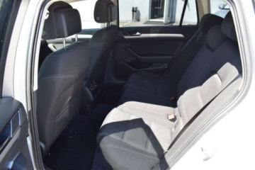Volkswagen Passat B8 Variant 2.0 TDI 150KM 2015 Volkswagen Passat 2.0 TDI, Automat, Kombi, Sprowadzony, Serwisowany, Zadba, zdjęcie 19