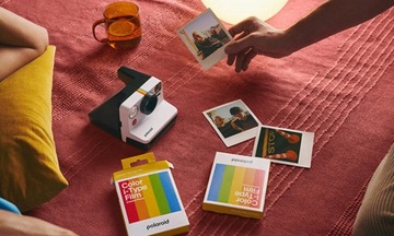 Камера POLAROID Now Gen 2, белая и черная