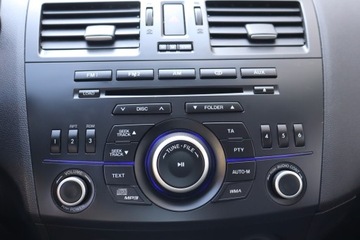 Mazda 3 II Sedan Facelifting 1.6 MZR 105KM 2012 Mazda 3 1.6, GAZ, Klima, Klimatronic, Tempomat, zdjęcie 15