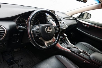 Lexus NX I SUV 200t 238KM 2017 LEXUS NX 200t Comfort AWD Suv 2.0 238KM 2017, zdjęcie 9