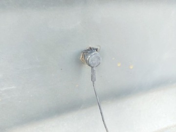 MITSUBISHI GRANDIS NÁRAZNÍK ZADNÍ V03