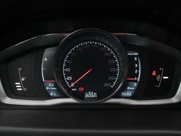 Volvo V70 III Kombi Facelifting 2.0 D4 DRIVE-E 181KM 2014 Volvo V70 D4, 178 KM, Skóra, Navi, Klima, zdjęcie 10