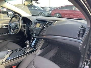 Hyundai i40 Kombi Facelifting 1.7 CRDi 141KM 2017 Hyundai i40 Podgrzewanie Klimatronik Kamera, zdjęcie 11
