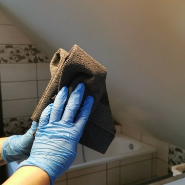 Салфетка из микрофибры DeWitte PU 320GSM серая для чистки, протирания и сушки.