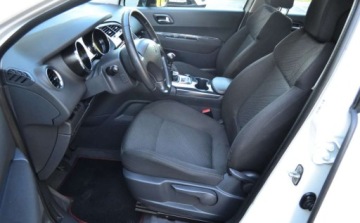 Peugeot 3008 I Crossover 1.6 HDI 109KM 2010 Peugeot 3008 Peugeot 3008 HDi FAP 110 Tendance 1.6 Diesel 109KM, zdjęcie 17