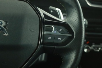 Peugeot 2008 II SUV 1.2 PureTech 130KM 2021 Peugeot 2008 1.2 PureTech, Salon Polska, zdjęcie 15