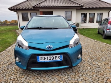 Toyota Yaris III Hatchback 5d Hybrid 100KM 2013 TOYOTA YARIS III HYBRID 1.5VVT-I AUTOMAT !!! WARTO !!!, zdjęcie 3