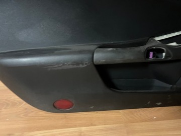 Chevrolet Corvette C6 05-13 Дверь обивки бекона