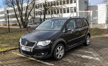 Volkswagen Touran I 2.0 TDI 140KM 2007 Volkswagen Touran Cross 2,0TDI Lift 7-osobowy 2.0 Diesel 140KM