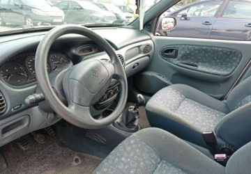 Renault Megane I Sedan 1.4 75KM 1999 Renault Megane Renault Megane 1.4 Benzyna 75KM, zdjęcie 6