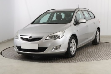 Opel Astra J Sports Tourer 1.6 Twinport ECOTEC 115KM 2012 Opel Astra 1.6 16V, Salon Polska, Klima, Tempomat, zdjęcie 1