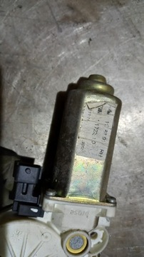 MOTOREK OKNO PRAVÝ ZADNÍ SAAB 93 04R 2.2D