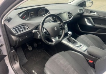 Peugeot 2019 Peugeot 308 1.2 beznyna 110 KM Nawigacja LED Kamera Sensor 1.2 Benzyna, zdjęcie 5