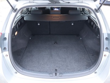 Toyota Auris II Touring Sports Facelifting 1.6 Valvematic 132KM 2015 Toyota Auris 1.6 Valvematic, Salon Polska, zdjęcie 11