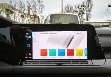 Volkswagen Golf VIII Hatchback 1.5 TSI EVO 130KM 2022 Volkswagen Golf Style, FV 23, ACC, Czujniki parkowania, Ambiente, Indukcja, zdjęcie 29