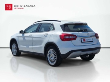 Mercedes GLA I Off-Roader Facelifting 2.1 200d 136KM 2018 Mercedes-Benz GLA Salon Polska 2.0d Zadbany Kamera 2.1 Diesel 136KM, zdjęcie 2