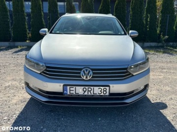 Volkswagen Passat B8 Variant 2.0 TDI BlueMotion SCR 150KM 2019 Volkswagen Passat Volkswagen Passat 2.0 TDI (BlueMotion Technology) DSG Hi, zdjęcie 5