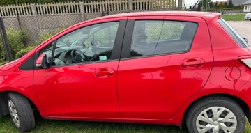 Toyota Yaris III дверь правая левая сторона 1F7 1G3 1G2 040 3P0