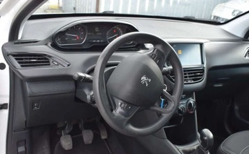 Peugeot 208 I Hatchback 5d Facelifting 1.6 BlueHDi 75KM 2018 Peugeot 208 Peugeot 208 1.6 BlueHDi Active 1.6 Diesel 75KM, zdjęcie 5