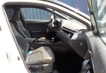 Toyota C-HR I Crossover Facelifting 1.8 Hybrid 122KM 2020 Toyota C-HR Okazja 1.8 Hybryda 122KM, zdjęcie 24