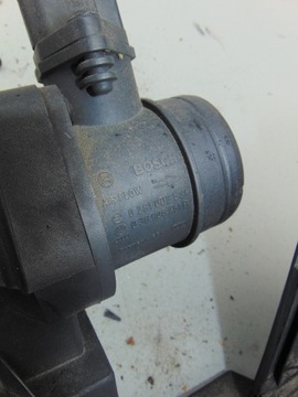 POUZDRO FILTRU VZDUCHU SKŘÍŇKA AKUMULÁTORU KPL VW TOURAN I 03- 1.9TDI EU