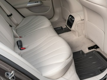 Mercedes Klasa E W214 Sedan 2.0 220d 197KM 2025 Mercedes E 220 4MATIC Avantgarde Szklany Dach, zdjęcie 27