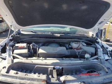 Chevrolet Suburban GMT900 2023 Chevrolet Suburban 2023 6.2L 4x4 6.2 Benzyna 420KM, zdjęcie 11