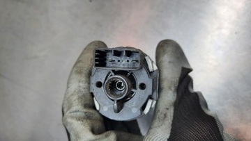 MOTOREK REGULACE SEDADLA CITROEN C5 9470058