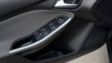 Ford Focus III Kombi 1.6 Duratec 125KM 2012 Focus . Klimatyzacja . . 2 x PDC . . Grzane Fotele , Szyby i Lusterka . ., zdjęcie 1