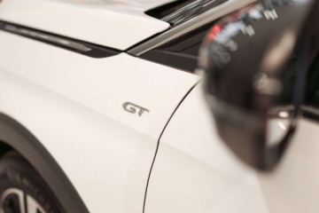 Peugeot 3008 II Crossover Facelifting  1.5 BlueHDi 130KM 2023 Peugeot 3008 1.5 BlueHDi GT SS EAT8 1.5 Diesel 130KM, zdjęcie 36