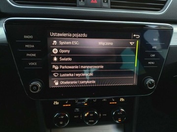 Skoda Superb III Liftback Facelifting 2.0 TDI SCR 150KM 2022 Skoda Superb SalonPL ASO 2.0TDI 150KM pakiety kamera LED Virtual grz.fotel, zdjęcie 31