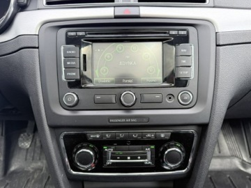 Skoda Superb II Outdoor 1.6 TDI CR DPF 105KM 2014 Škoda Superb Skoda Superb 1.6 TDI 105KM 2014r., zdjęcie 29