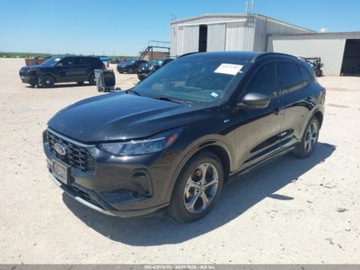 Ford Escape III 2023 Ford Escape ST-Line 2023 1.5l 1.5 Benzyna 180KM, zdjęcie 1