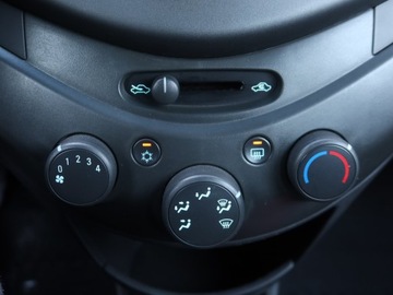 Chevrolet Spark II Hatchback 1.0L DOHC 68KM 2010 Chevrolet Spark 1.0, Klima, zdjęcie 12