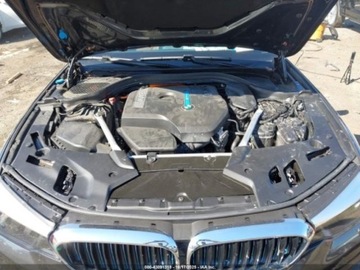 BMW Seria 5 G30-G31 2019 BMW Seria 5 2019 BMW 530E XDRIVE IPERFORMANCE 2.0 Hybryda 180KM, zdjęcie 13