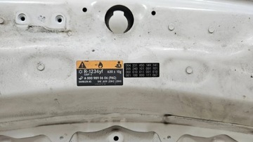 KAPOTA KRYT MOTORU MERCEDES TŘÍDA C 205 A205 W205 ORIGINÁLNÍ JEHLA