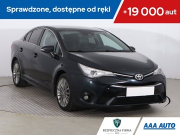 Toyota Avensis III Sedan Facelifting 2015 2.0 D-4D 143KM 2015 Toyota Avensis 2.0 D-4D, Salon Polska