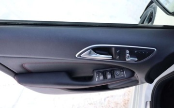 Mercedes Klasa B W246 Sports Tourer Facelifting 1.6 200 156KM 2016 Mercedes-Benz Klasa B Mercedes-Benz Klasa B 200 UrbanStyle Edition 1.6, zdjęcie 18