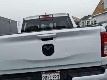  RAM 1500 Big Horn Crew Cab Short Bed 2021 5.7 Benzyna 395KM, zdjęcie 3