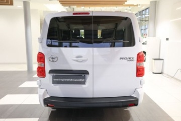 Toyota 2024 Toyota Proace Verso Verso 2.0 D4-D Long Business 2.0 Diesel 144KM, zdjęcie 4