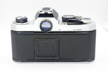 NIKON FM + NIKON NIKKOR 50 мм 1:2 ОЧЕНЬ ХОРОШО