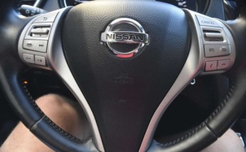 Nissan Qashqai II Crossover 1.6 dCi 130KM 2014 Nissan Qashqai Nissan Qashqai 1.6 DCi Tekna Biala Perla Zakup z Domu, zdjęcie 16
