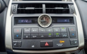 Lexus NX I SUV 300h 197KM 2014 Lexus NX 300h 197KM Hybryda 4x4 Automat Skora Grzane fotele Navi Biala per, zdjęcie 22