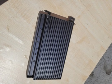 JEEP GRAND CHEROKEE WJ WZMACNIACZ AUDIO