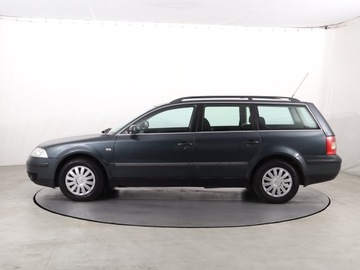 Volkswagen Passat B5 Kombi 1.9 TDI 130KM 2002 VW Passat 1.9 TDI, Klima, Klimatronic, El. szyby, zdjęcie 2