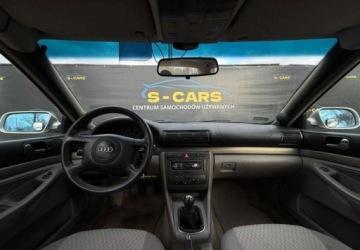 Audi A4 B5 Sedan 1.6 i 101KM 1999 Audi A4 Limousine Audi A4 b5 1.6b Dlugie OC i Przeglad HAK OPONY ZIMOWE, zdjęcie 4