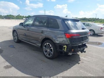 Audi Q7 II 2025 Audi Q7 Premium Plus 45, 2025r., 4x4, 2.0L 2.0 Benzyna 264KM, zdjęcie 3