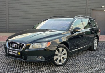 Volvo V70 III 2008 Volvo V70 SUMMUM 3,2 R6 Wentylowane fotele Navi 3.2 Benzyna 238KM, zdjęcie 16