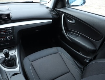 BMW Seria 1 E81/E87 Hatchback 5d E87 2.0 118d 143KM 2007 BMW 1 118d, Klima, Klimatronic, zdjęcie 7