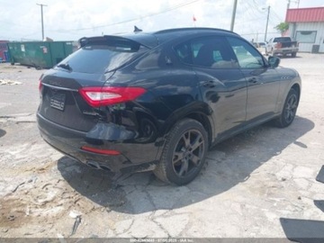 Maserati Levante 2018 Maserati Levante Grandsport 3.0 Benzyna 345KM, zdjęcie 3